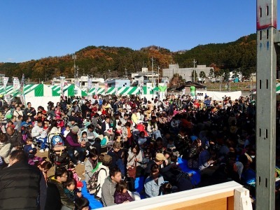 もりあがりを見せる会場