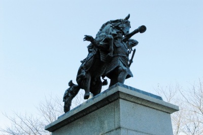 （写真）畠山重忠像