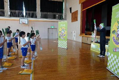 ねぎらいの日授業（大寄小学校）