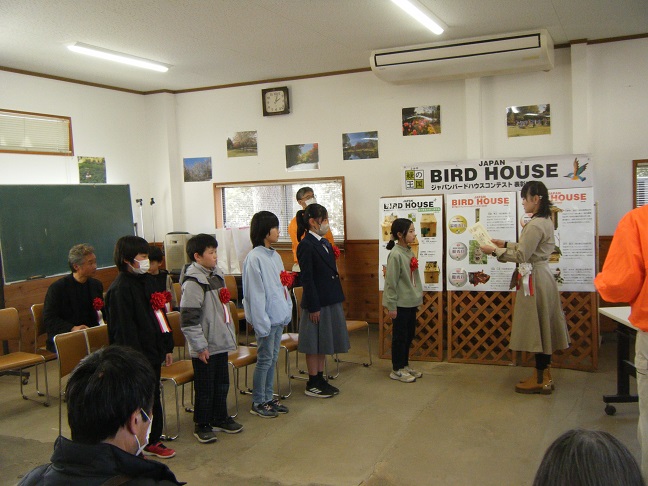 第16回ジャパンバードハウスコンテスト鳥の審査の部表彰式