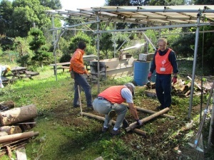 炭焼き小屋整備