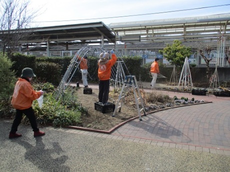 イルミネーション撤去作業