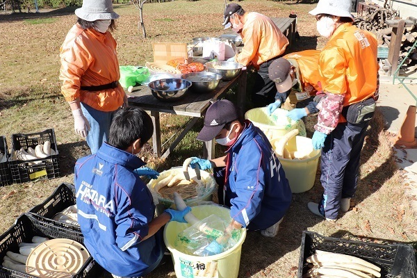 沢庵づくり