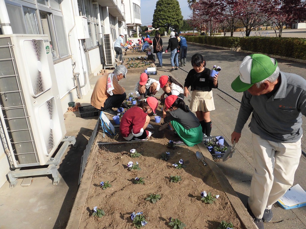 明戸小学校