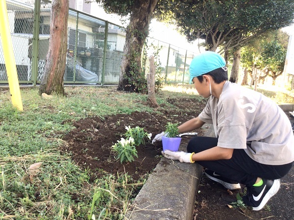 上柴東小学校