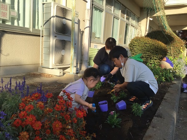 上柴東小学校
