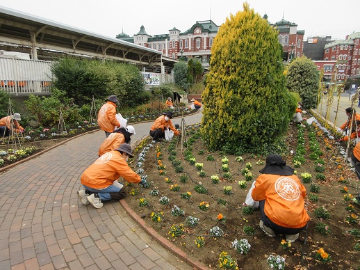 ステイションガーデン除草活動