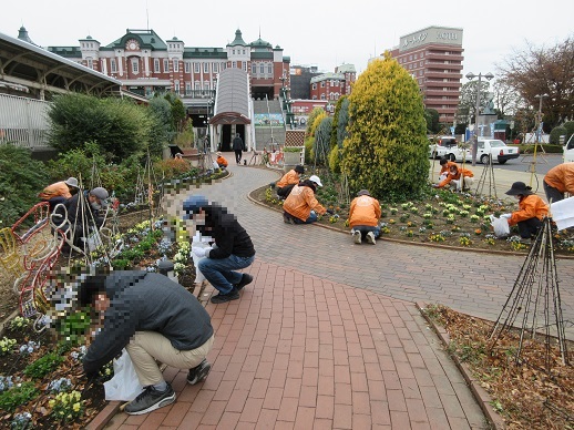 ステイションガーデン除草活動