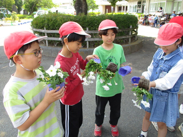 八基小学校