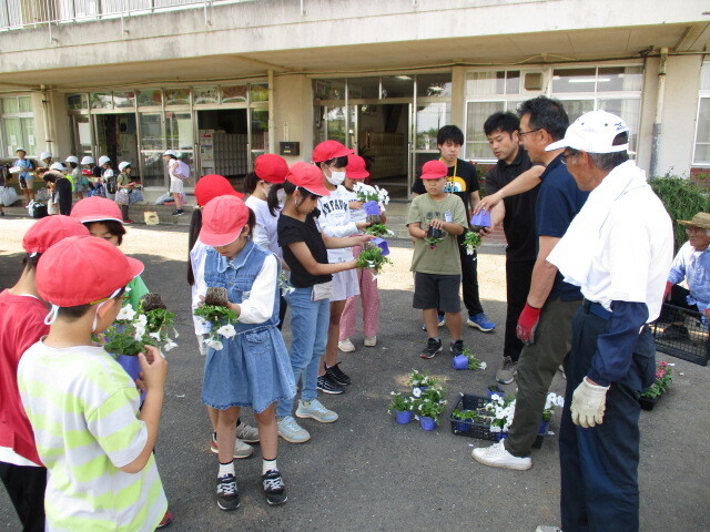 八基小学校