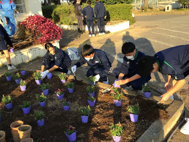 深谷中学校
