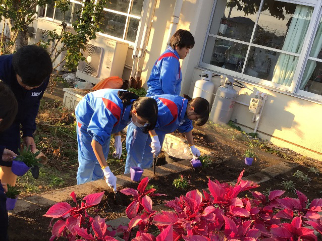 深谷中学校
