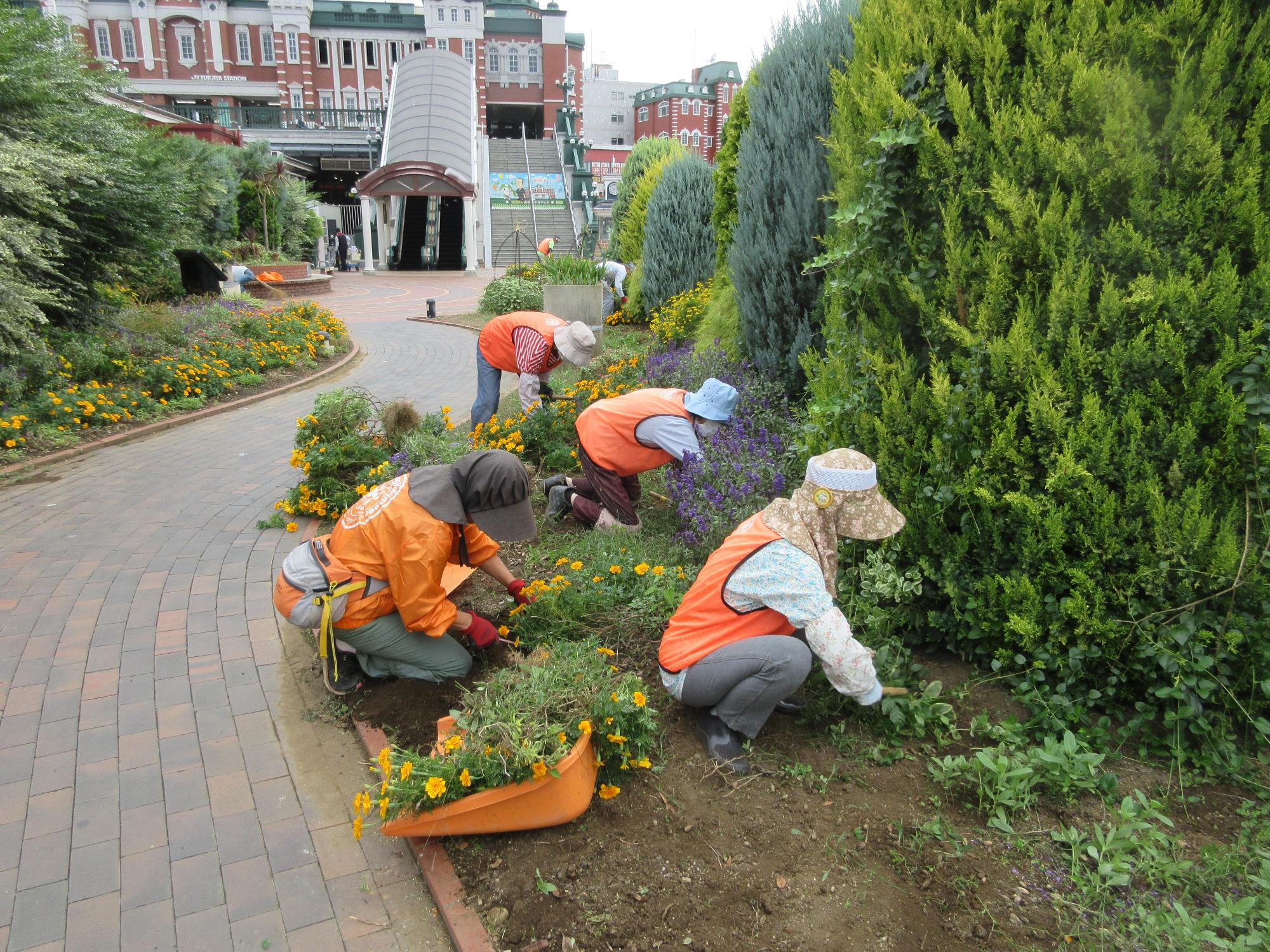 ステイションガーデン