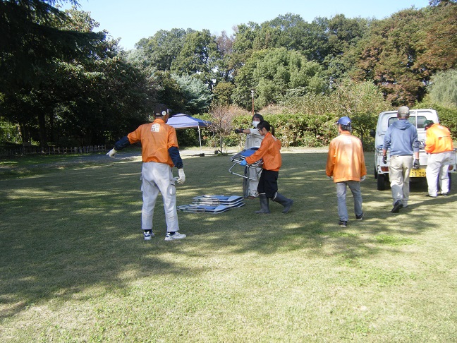 森の音楽祭準備