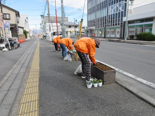 駅通り植栽