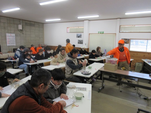 パタパタ飛行機づくり体験