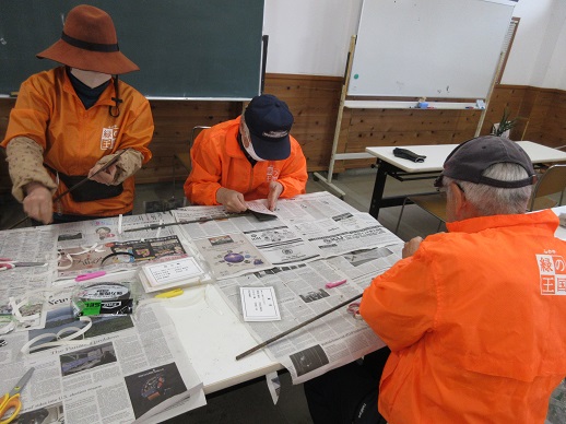 樹名板張り替え