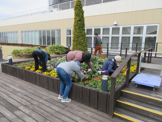 天空の散歩道除草作業