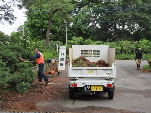 正門駐車場周囲の整備