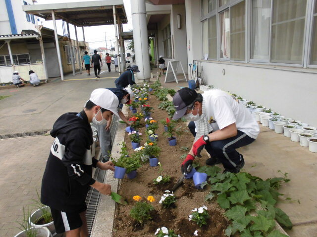 川本北小学校