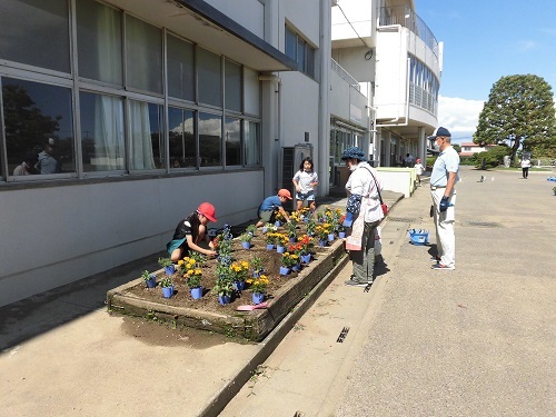 明戸小学校
