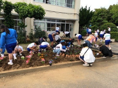 深谷中学校