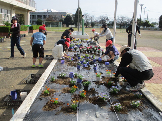 八基小学校