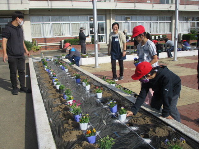 八基小学校