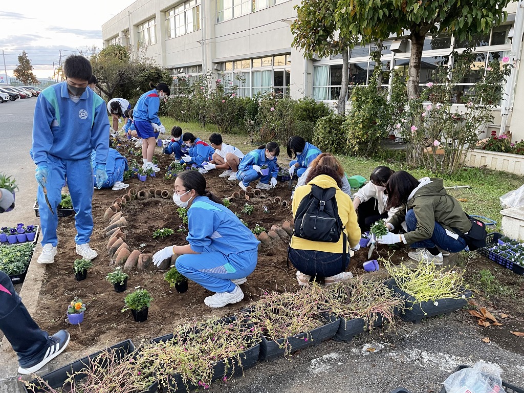 深谷中学校