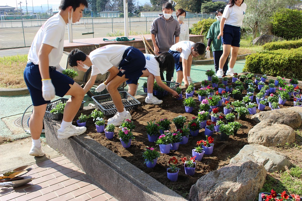 花園中学校