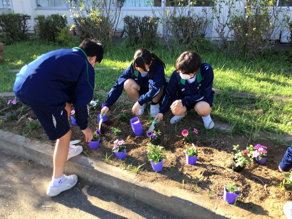 深谷中学校