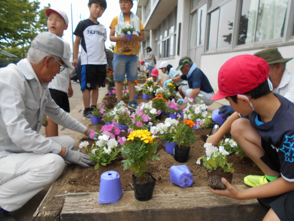 明戸小学校