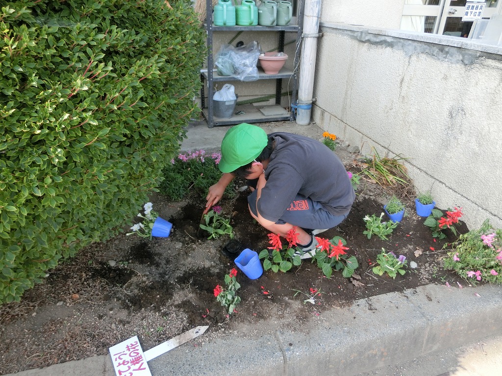 上柴東小学校