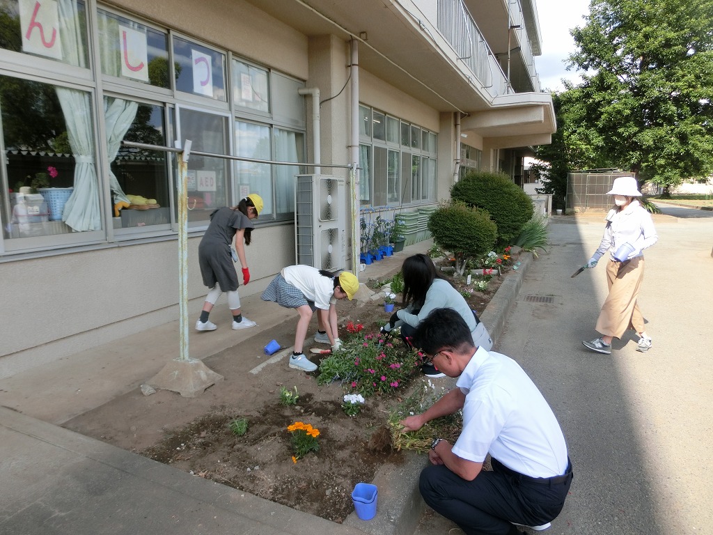 上柴東小学校