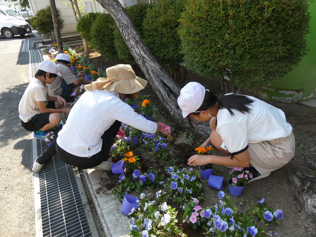 川本北小学校