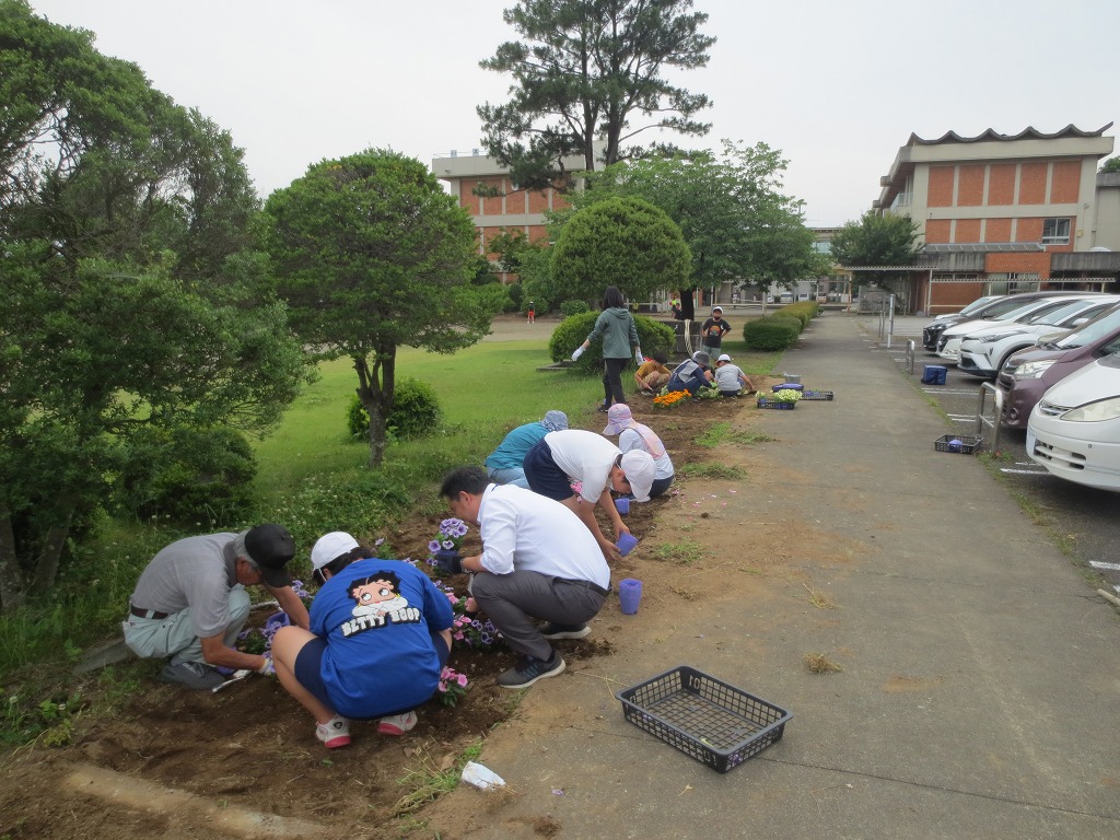 川本南小学校