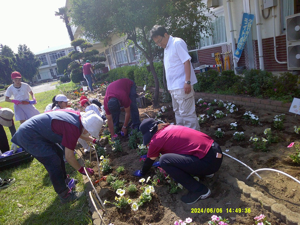 岡部西小学校