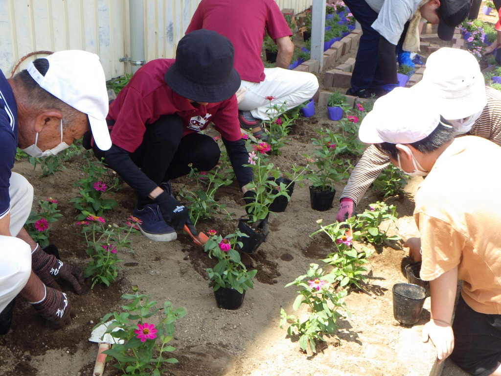 岡部小学校