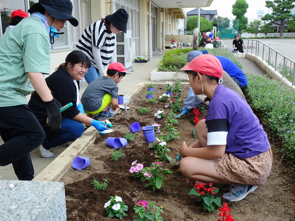 大寄小学校