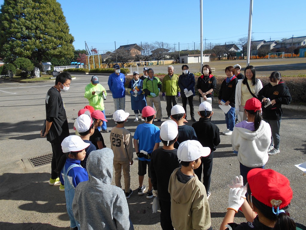 明戸小学校