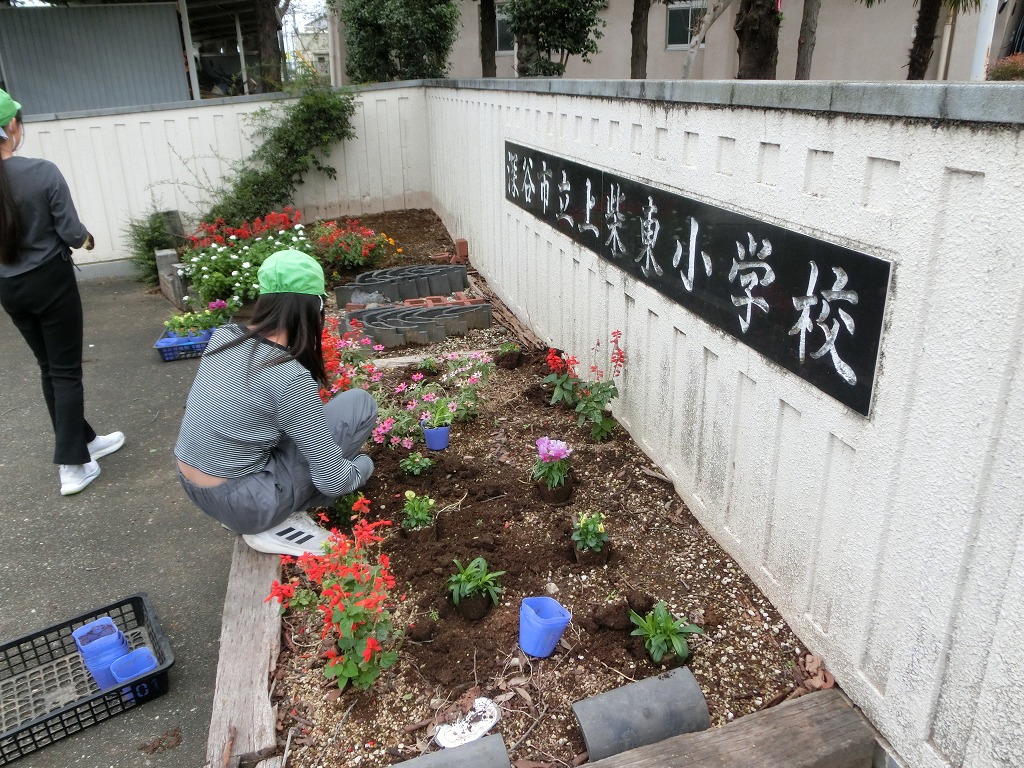 上柴東小学校