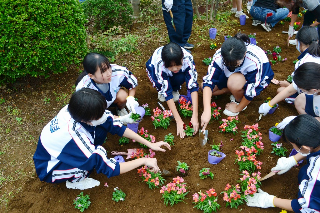 岡部中学校