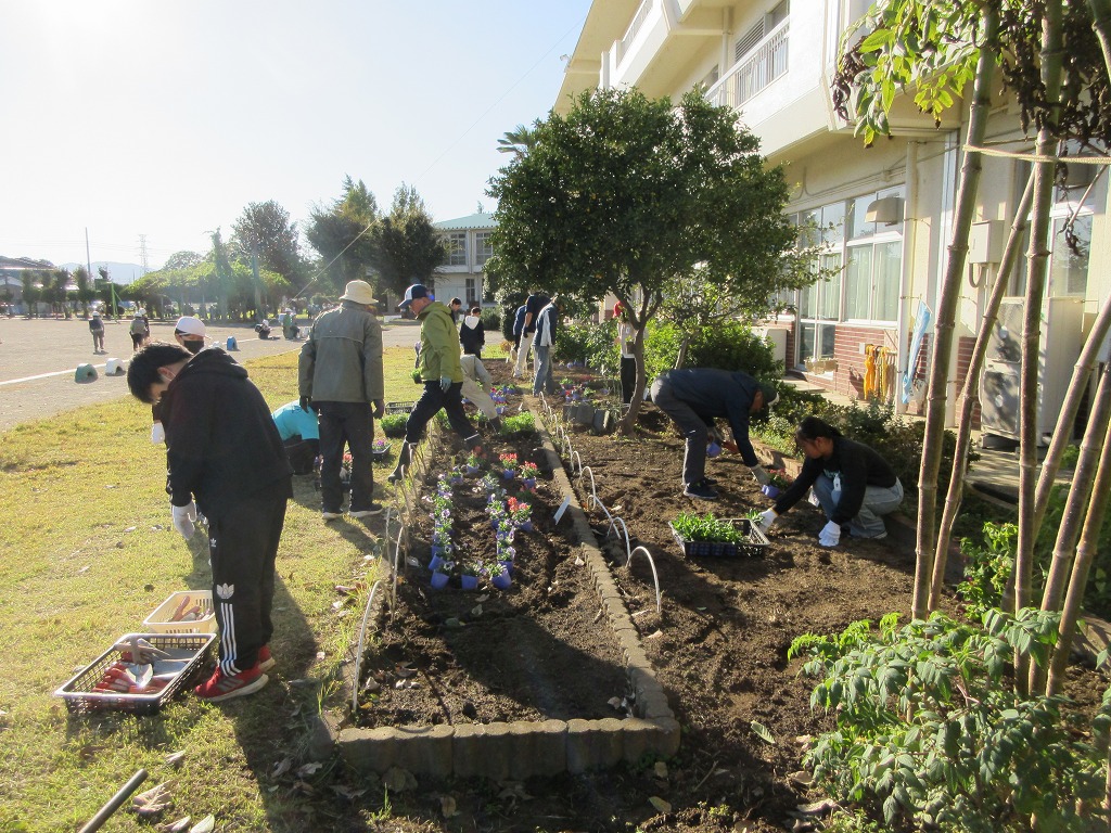 岡部西小学校
