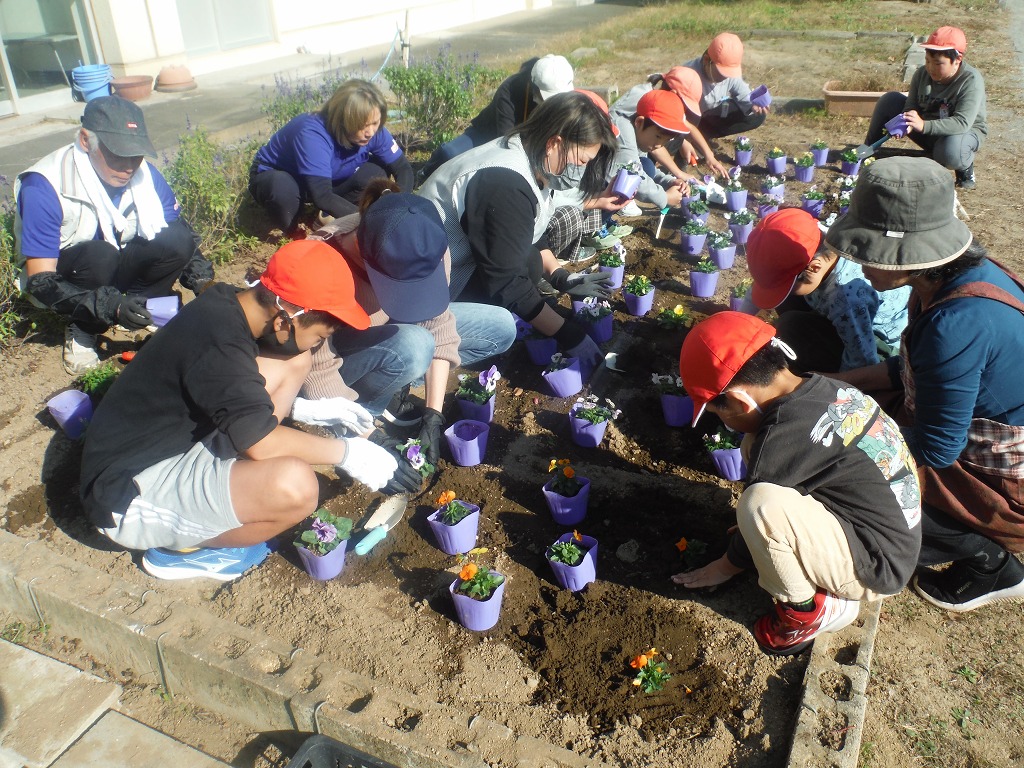 大寄小学校