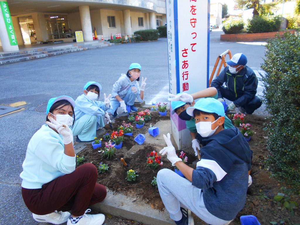 桜ケ丘小学校