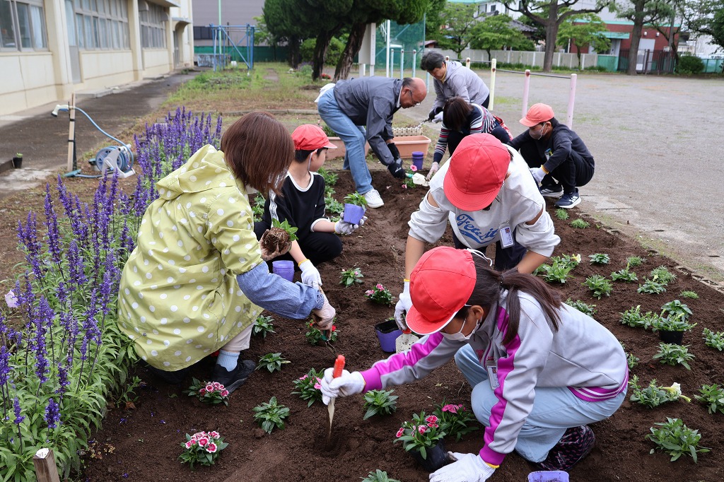 大寄小学校