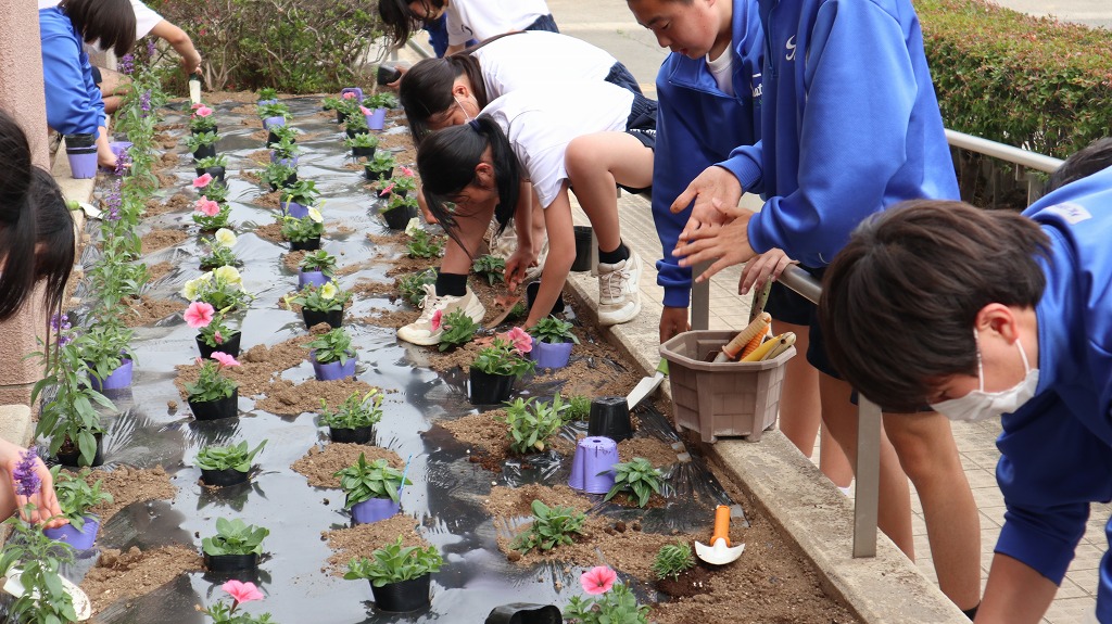 豊里中学校