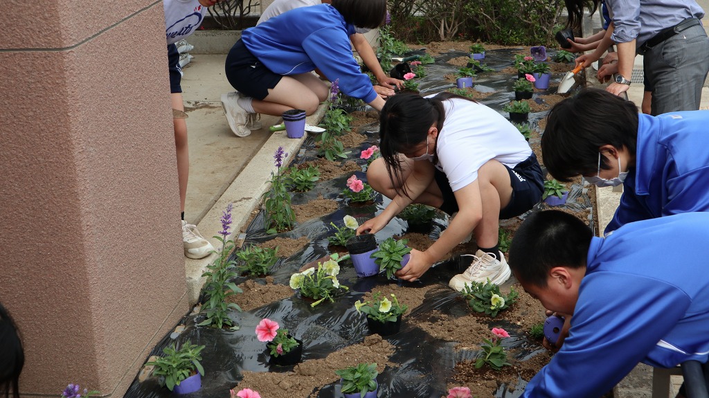 豊里中学校
