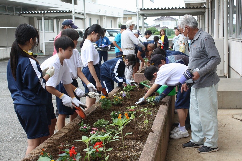 明戸中学校