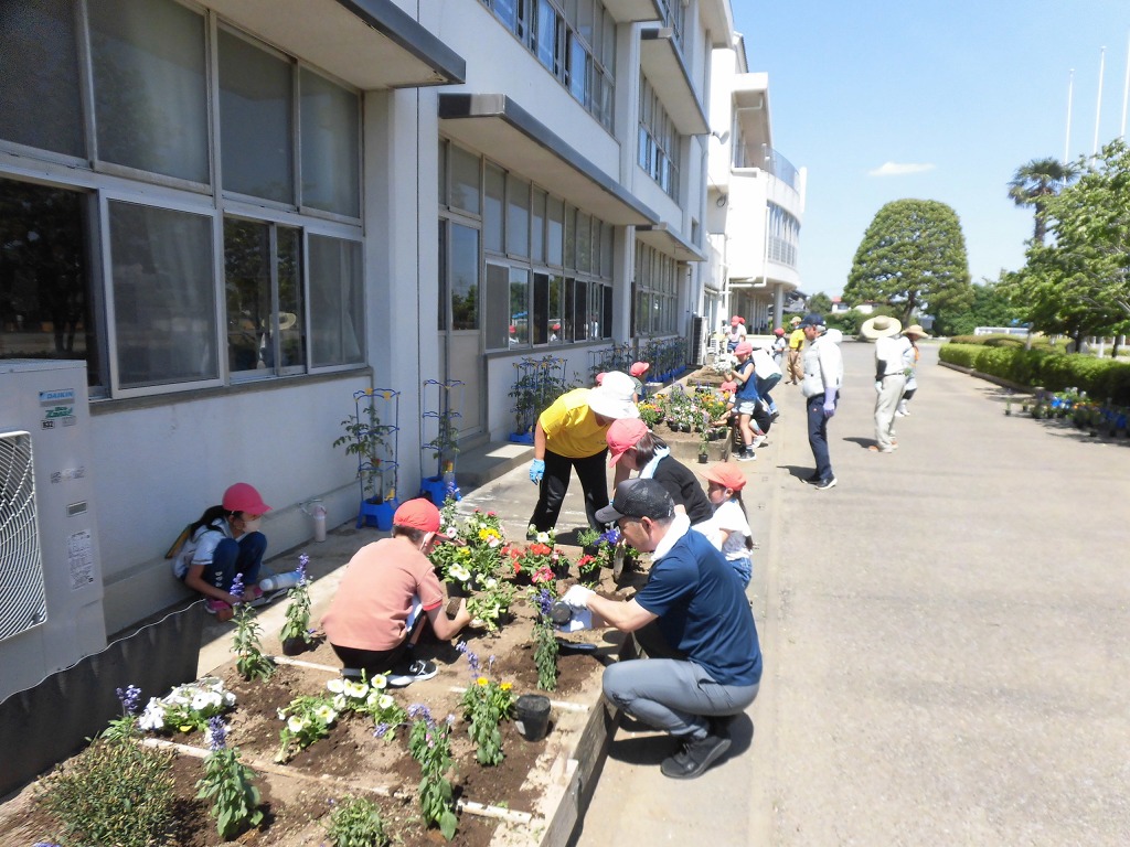 明戸小学校